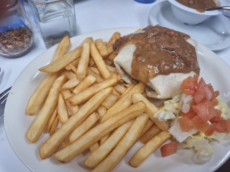 Swift's Breakfast House food
